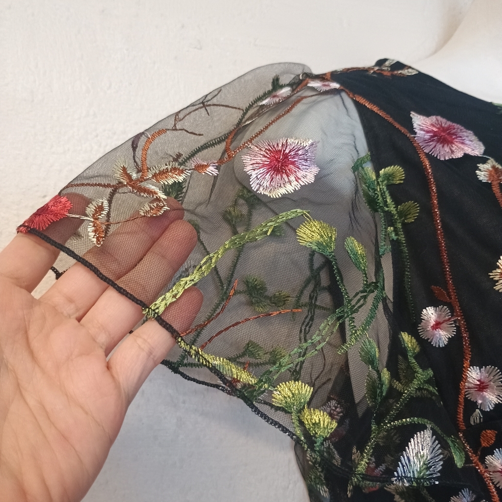 NWT JJS House Floral Embroidery Cocktail Dress Women's Size: L - Picture 13 of 14